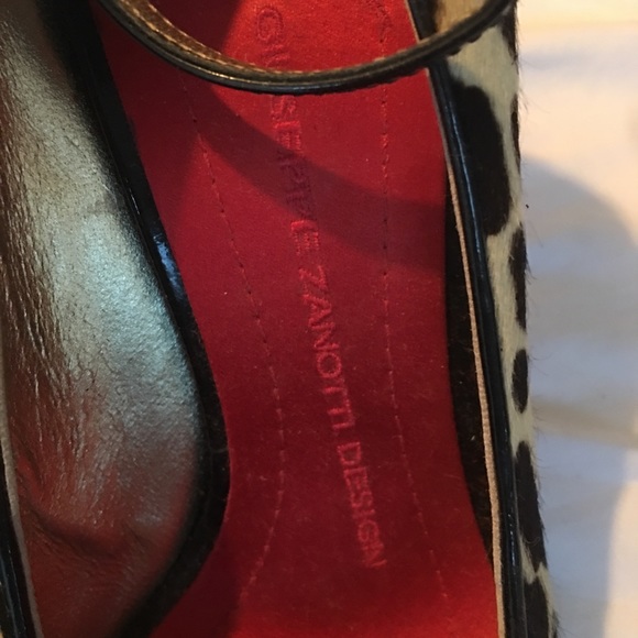 Giuseppe Zanotti calf hair leopard print heels - Picture 3 of 6